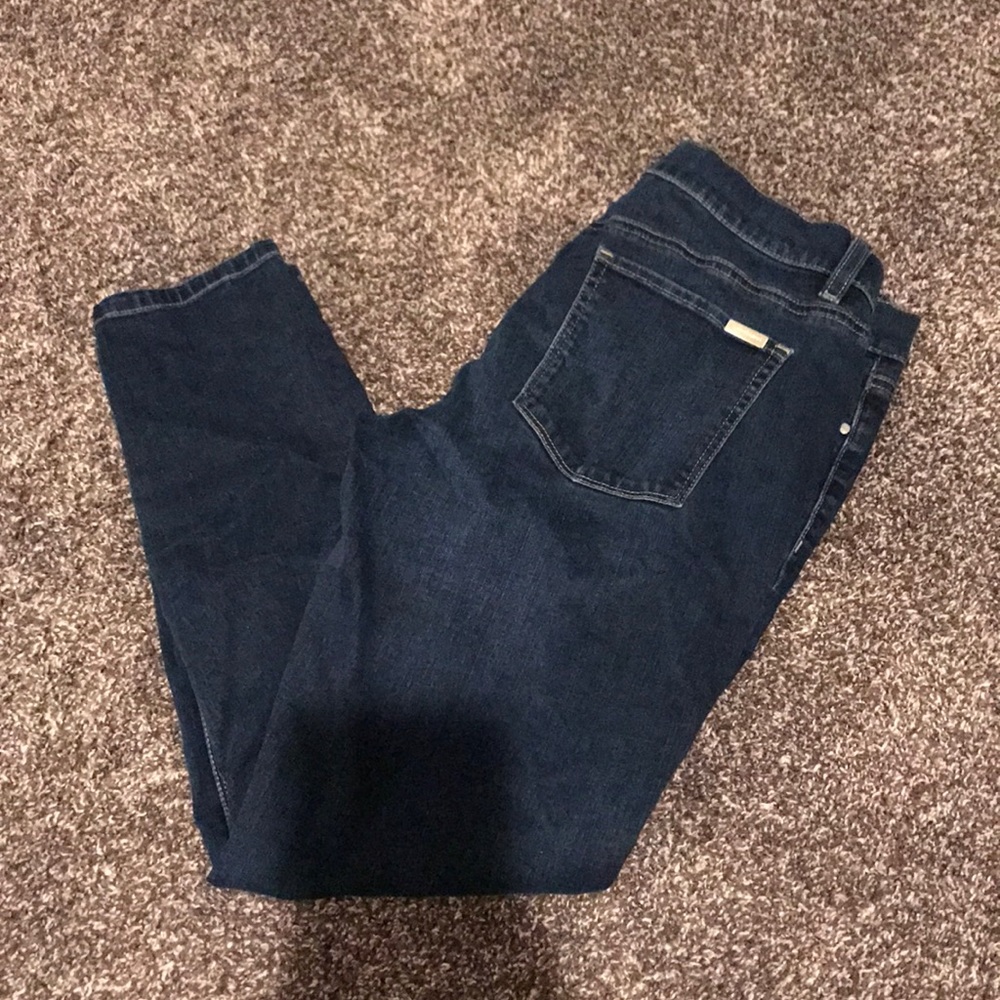 White House black market skinny jeans